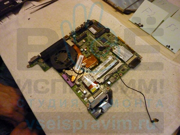 Почистить ноутбук Toshiba Почистить ноутбук Toshiba